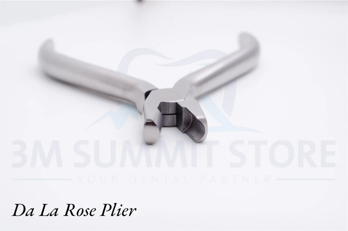 Premia De-La Rosa Plier