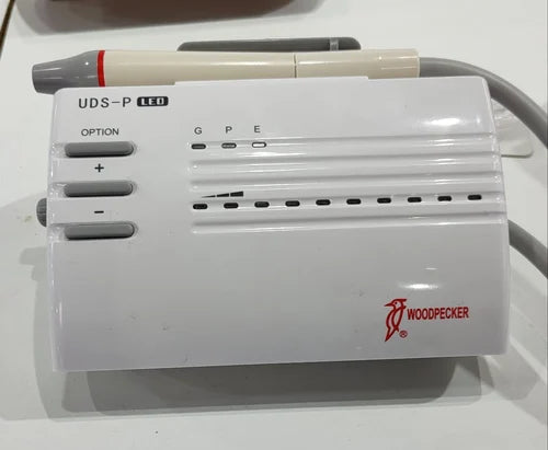 WOODPECKER UDS-P led Ultrasonic scaler
